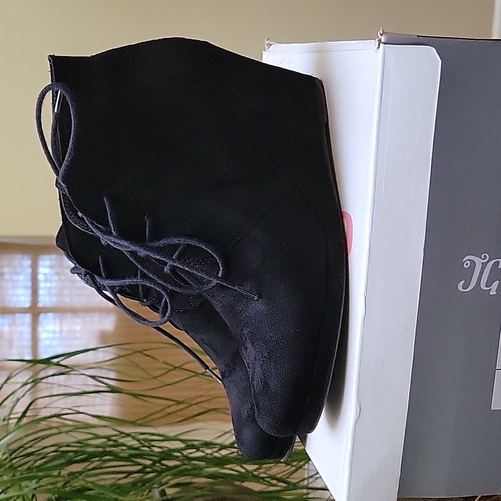JC Black Enter Bottie Size 10